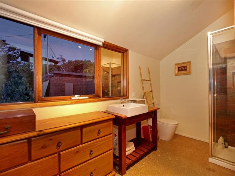 19 Central Avenue, Blairgowrie VIC 3942