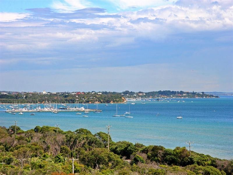 2 Sussex Street, Blairgowrie VIC 3942