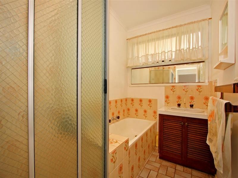 8 Marianne Avenue, Rye VIC 3941