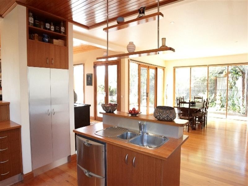 351 Sandy Road, St Andrews Beach VIC 3941