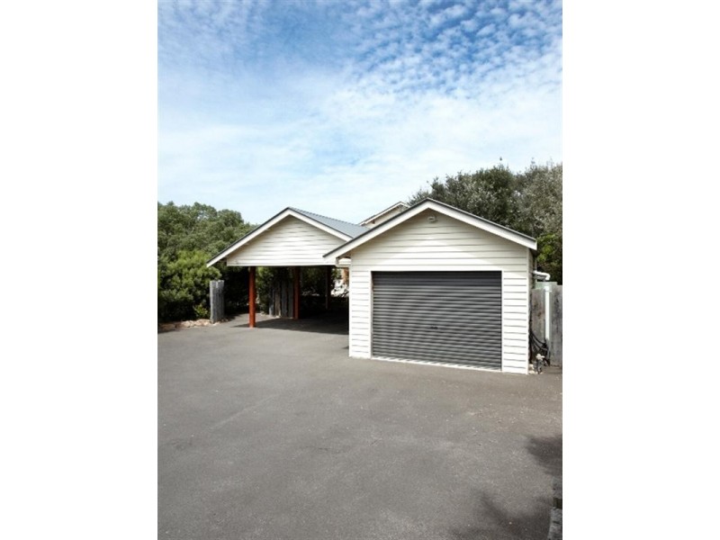 351 Sandy Road, St Andrews Beach VIC 3941