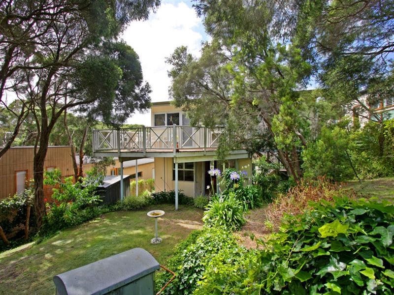 20 Reeves Street, Blairgowrie VIC 3942