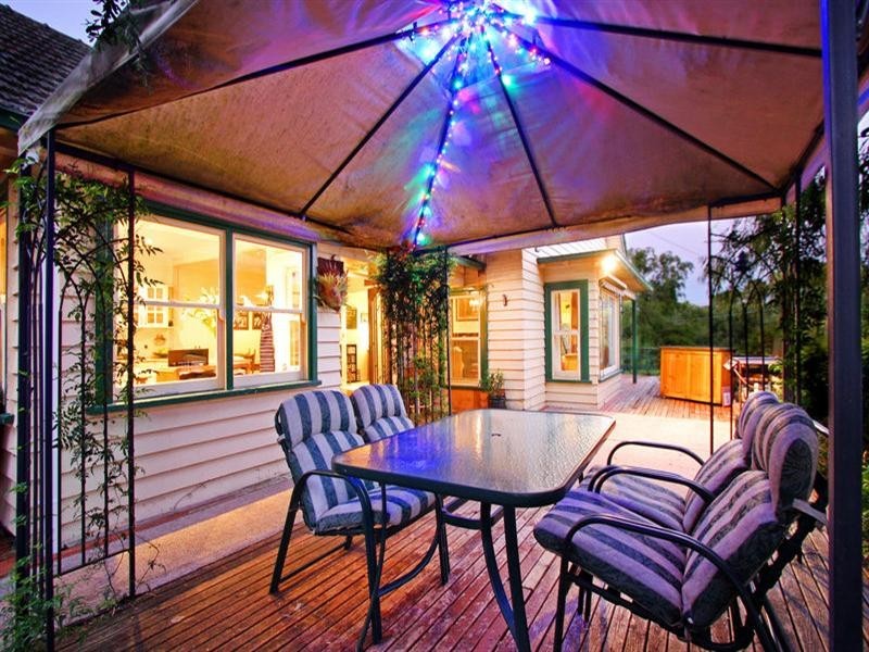 16 Summerhill Road, Tootgarook VIC 3941