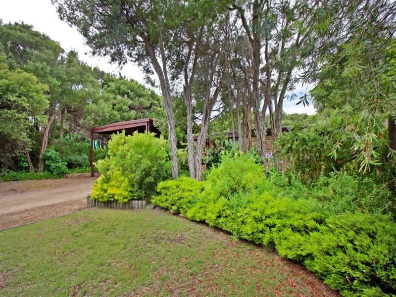 19 Knox Street, Blairgowrie VIC 3942