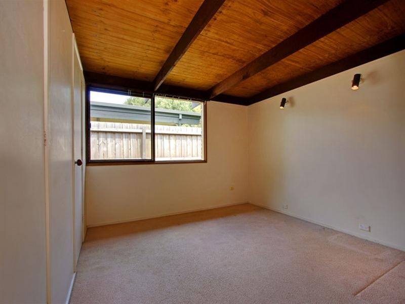 19 Knox Street, Blairgowrie VIC 3942