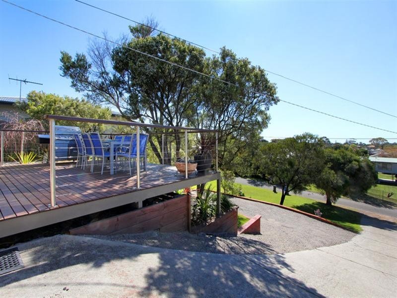 13 Eureka Street, Rye VIC 3941