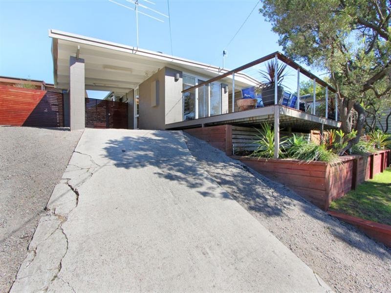 13 Eureka Street, Rye VIC 3941