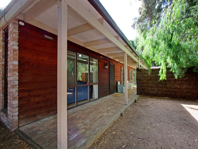 40 Roslyn Avenue, Rye VIC 3941