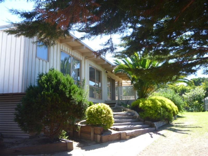 13 Titus Drive, St Andrews Beach VIC 3941