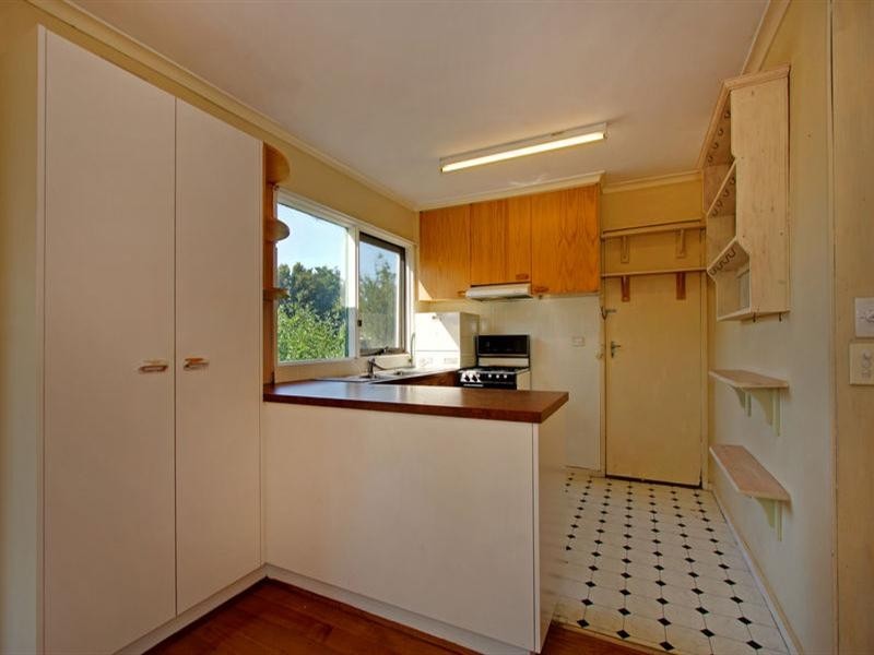 18 Roberts Street, Rye VIC 3941