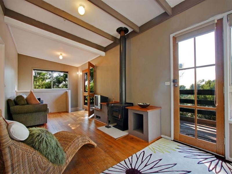 10 Twakurra Street, Rye VIC 3941