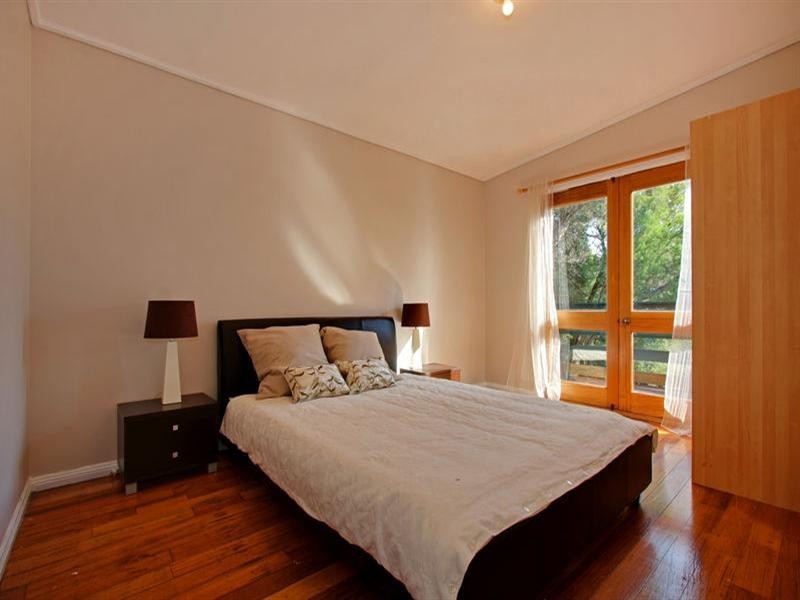 10 Twakurra Street, Rye VIC 3941