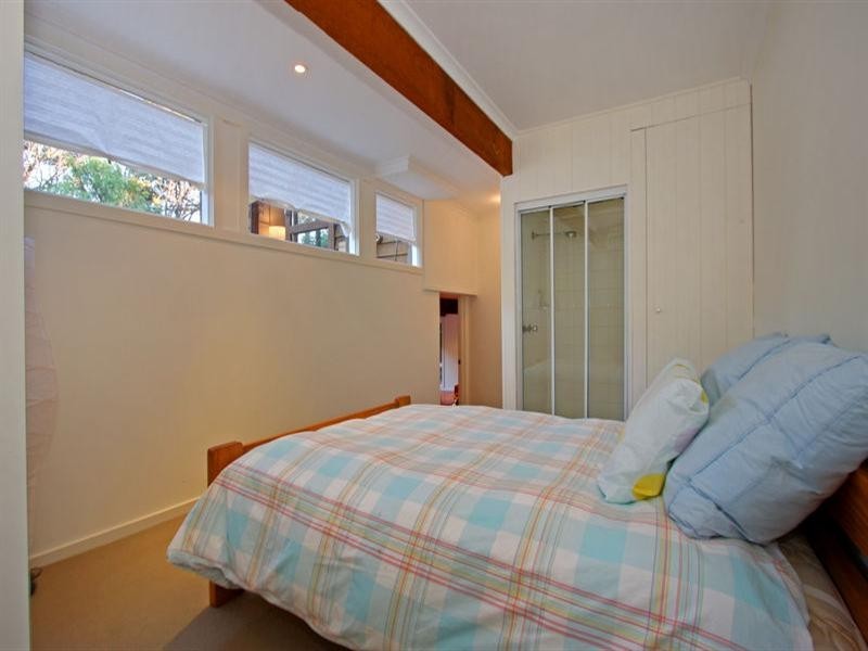 2 Knight Street, Blairgowrie VIC 3942