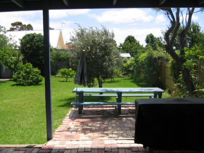 18 Mountview Road, Rosebud VIC 3939