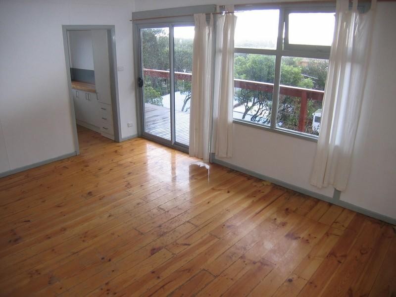 16 Leawarra Street, Rye VIC 3941