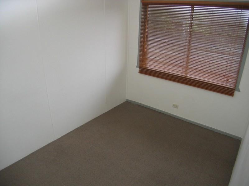 16 Leawarra Street, Rye VIC 3941