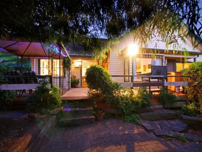 16 Summerhill Road, Tootgarook VIC 3941