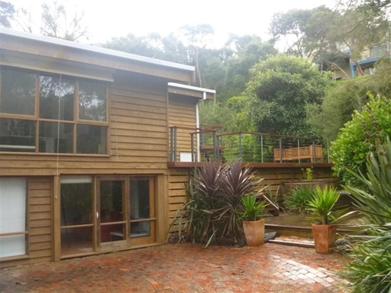 2 Knight Street, Blairgowrie VIC 3942