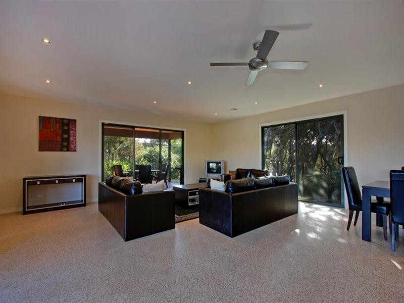 40 Edgar Road, Rye VIC 3941