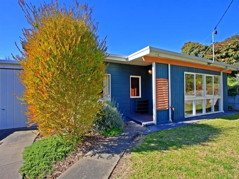 5 Friar Street, Blairgowrie VIC 3942