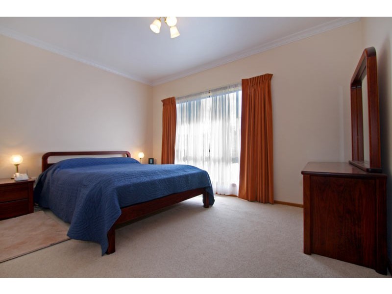 15 Sherwood Road, Rye VIC 3941