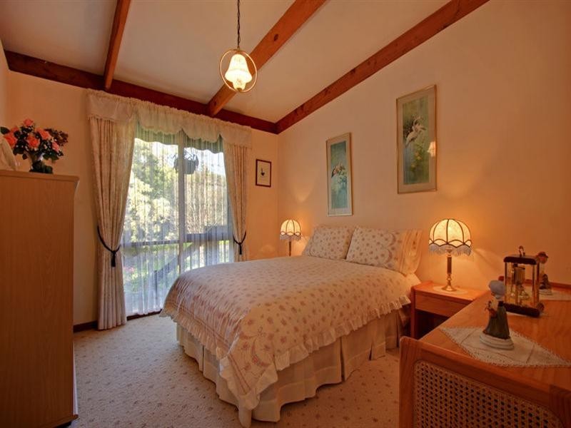 32 Caxton Street, Blairgowrie VIC 3942