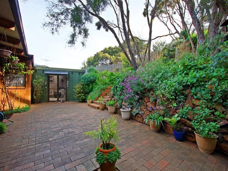 32 Caxton Street, Blairgowrie VIC 3942