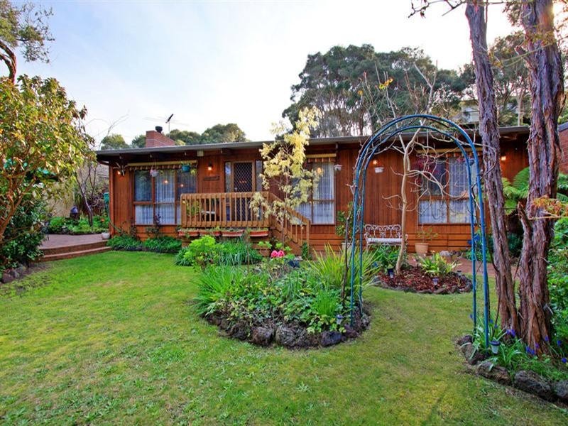 32 Caxton Street, Blairgowrie VIC 3942