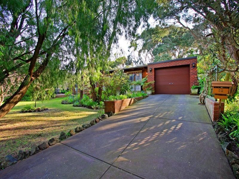 32 Caxton Street, Blairgowrie VIC 3942