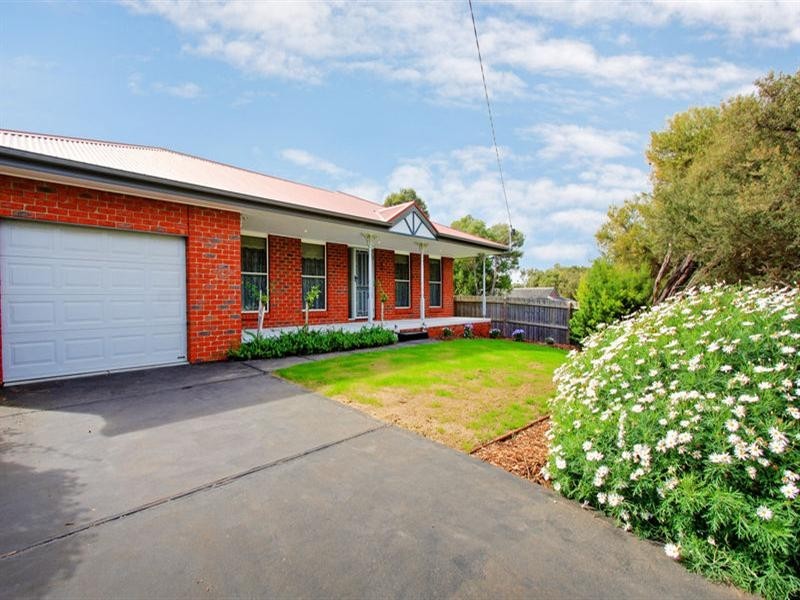 64 Croanna Street, Rye VIC 3941