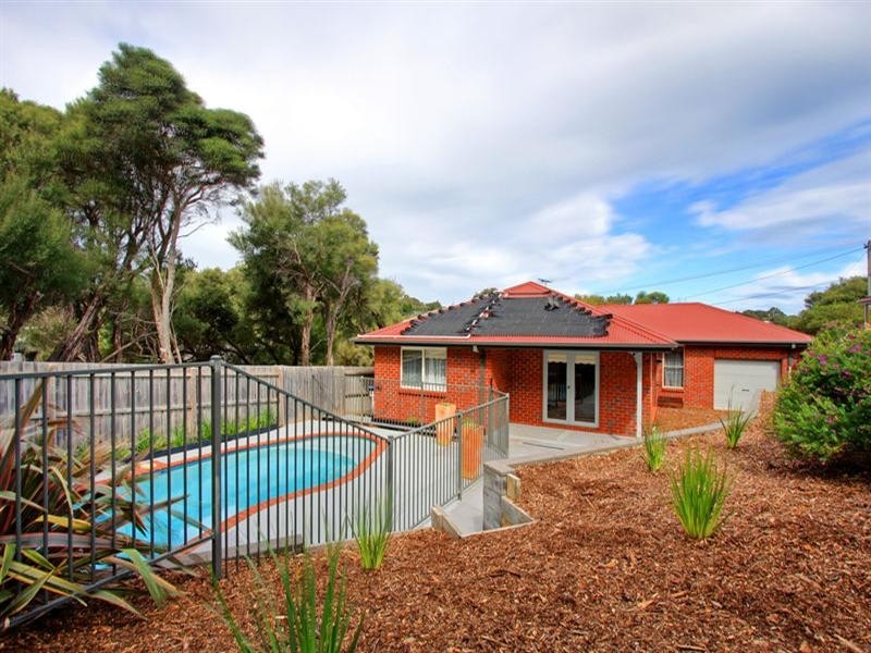 64 Croanna Street, Rye VIC 3941