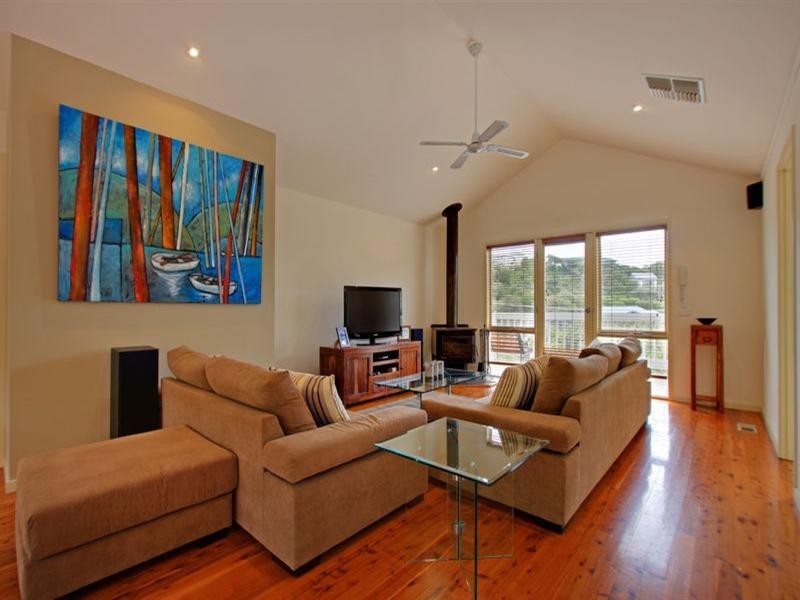 11 Brewster Road, Rye VIC 3941