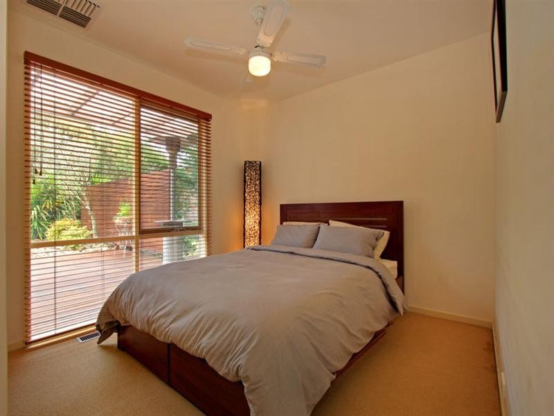 11 Brewster Road, Rye VIC 3941