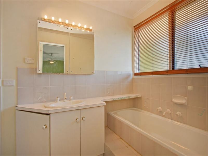 3 Roblyn Crescent, Tootgarook VIC 3941