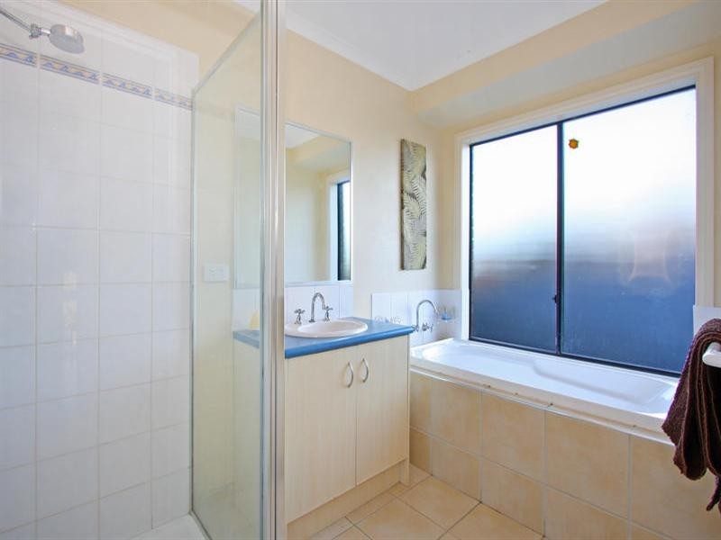 76 Curlew Drive, Rosebud West VIC 3940