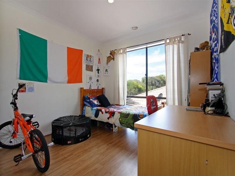 76 Curlew Drive, Rosebud West VIC 3940