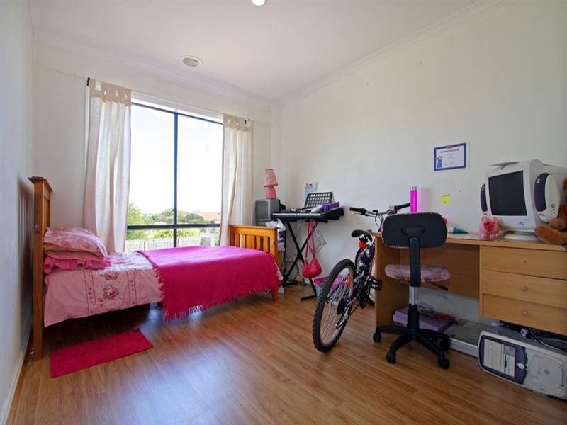 76 Curlew Drive, Rosebud West VIC 3940