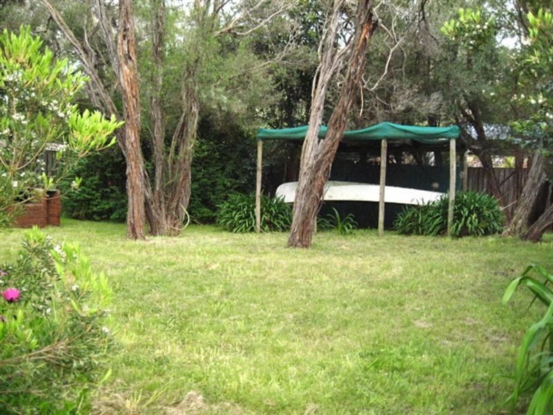 130 Weeroona Street, Rye VIC 3941