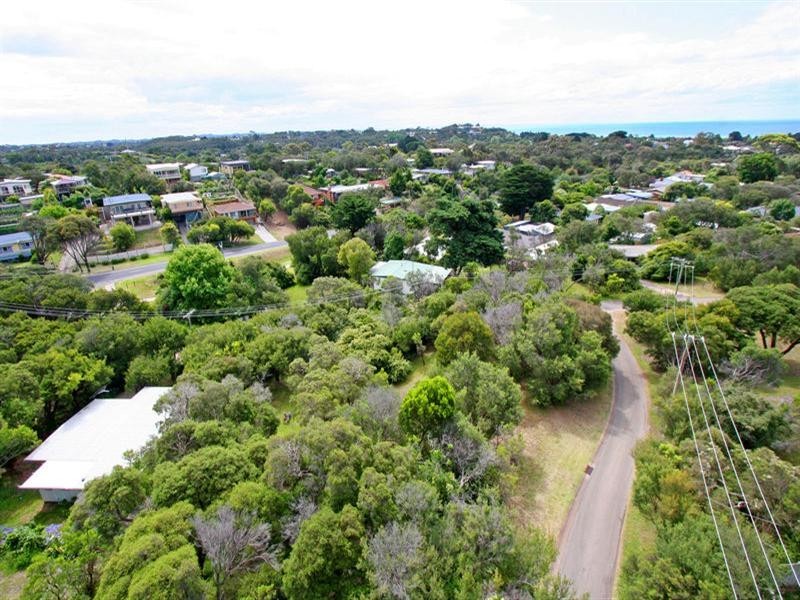 8 Roberts Street, Rye VIC 3941