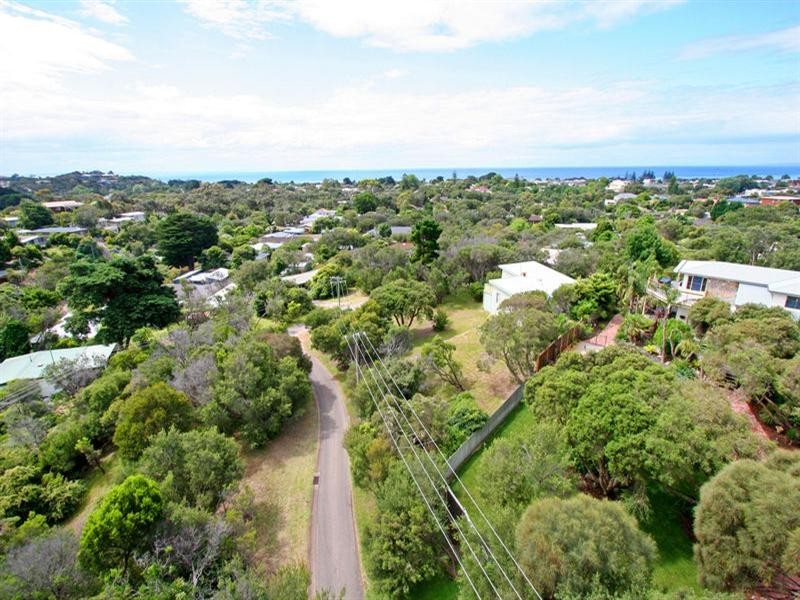 8 Roberts Street, Rye VIC 3941