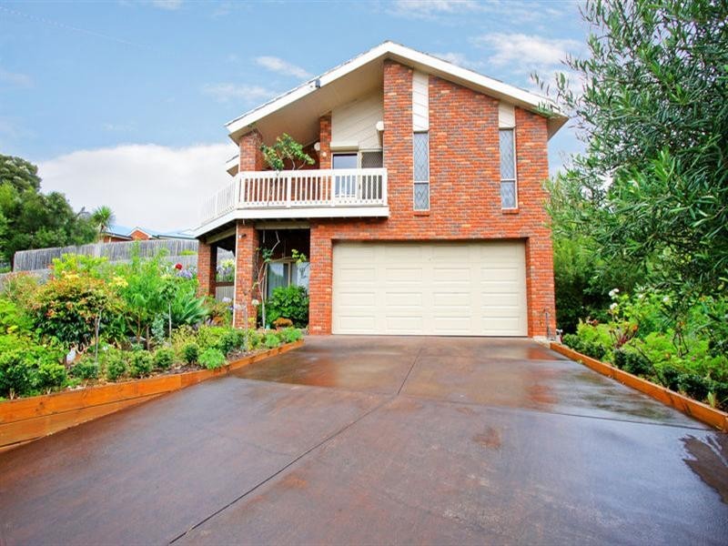 2 Athol Court, Rye VIC 3941