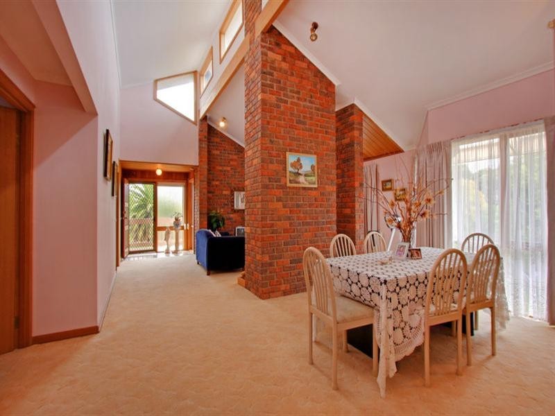 2 Athol Court, Rye VIC 3941