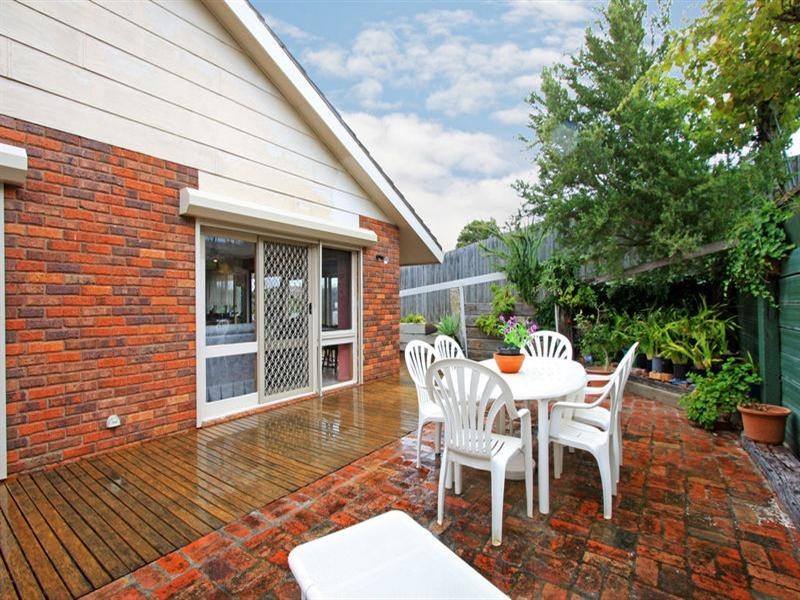 2 Athol Court, Rye VIC 3941