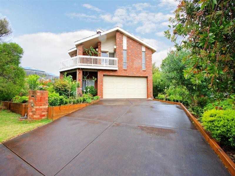 2 Athol Court, Rye VIC 3941