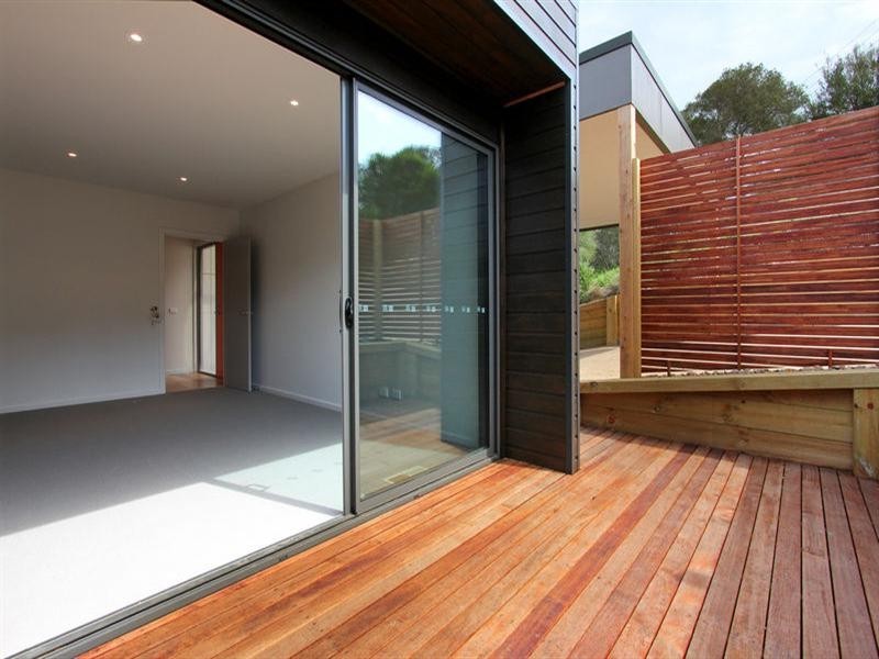 38 Woomera Street, Rye VIC 3941