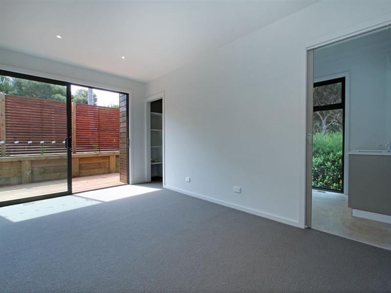 38 Woomera Street, Rye VIC 3941