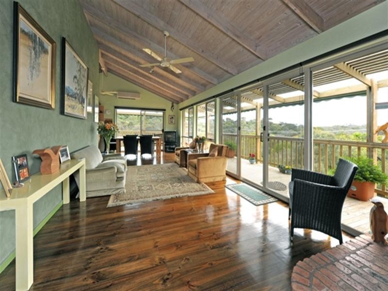 25 Ti-Tree Avenue, Blairgowrie VIC 3942