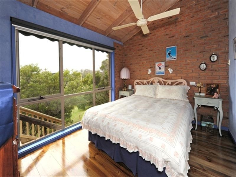 25 Ti-Tree Avenue, Blairgowrie VIC 3942