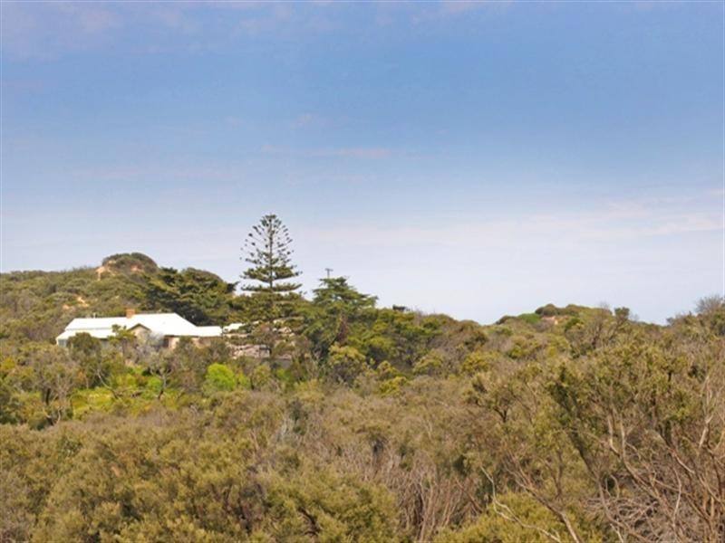 25 Ti-Tree Avenue, Blairgowrie VIC 3942