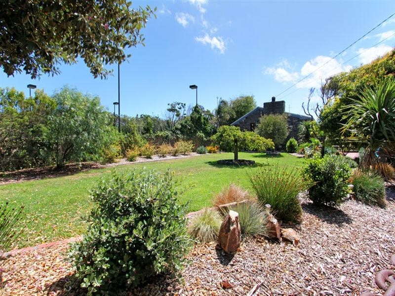 6 Pearse Road, Blairgowrie VIC 3942